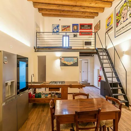 Historic With Views Of Abruzzo Valley