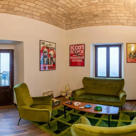 Historic With Views Of Abruzzo Valley Holiday home *