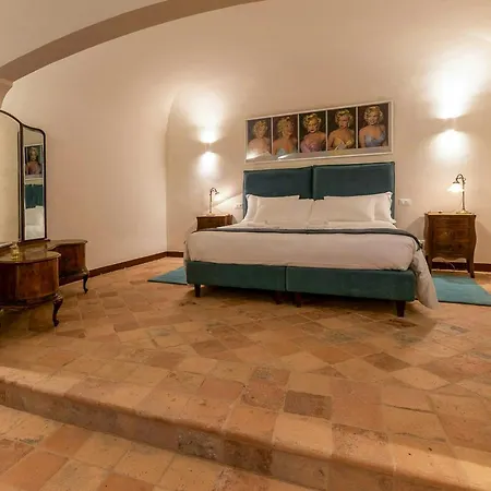 Historic With Views Of Abruzzo Valley * Caporciano