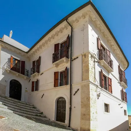 Historic With Views Of Abruzzo Valley