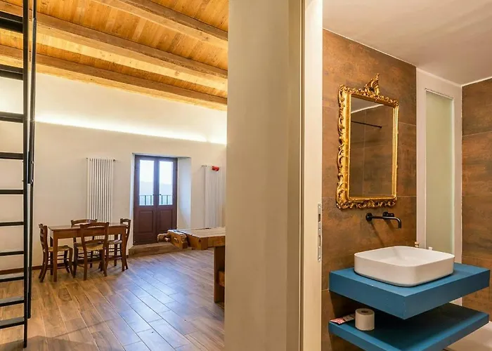 Historic With Views Of Abruzzo Valley